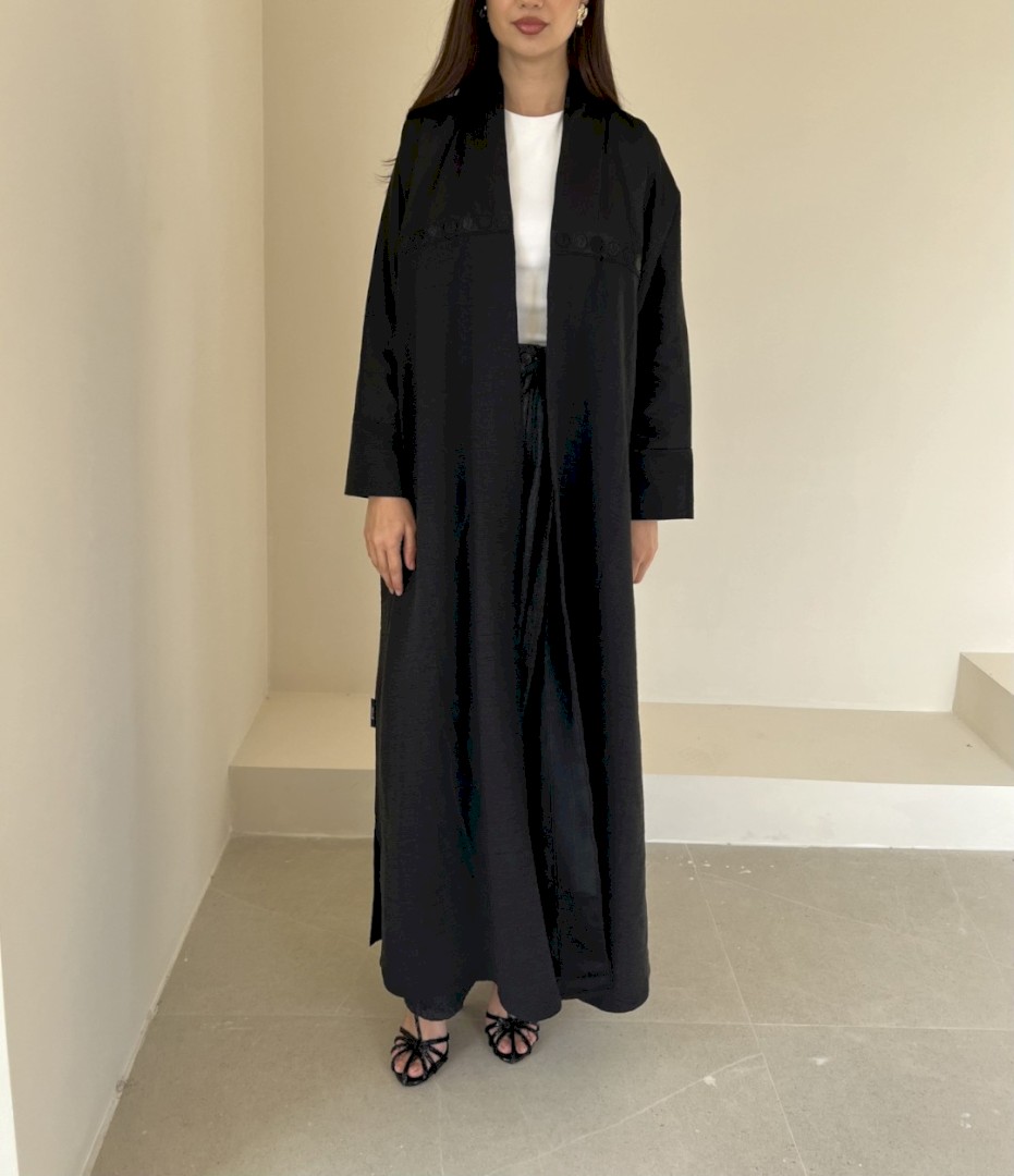 Black medallion abaya