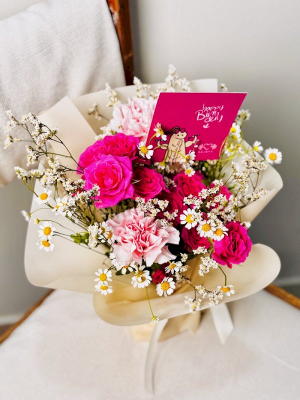 باقة ورد بحجم ميني