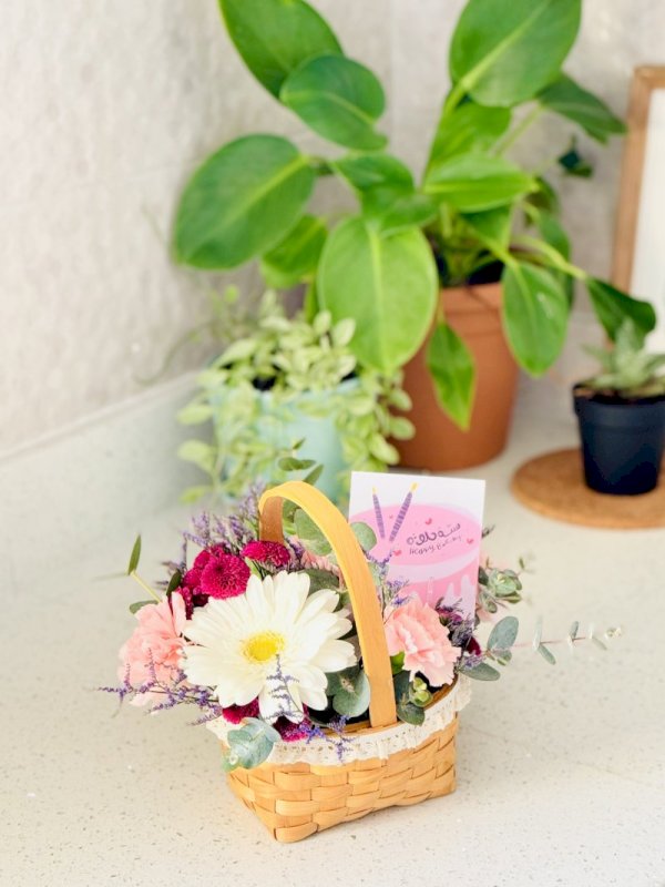 سلة منسق بالورد