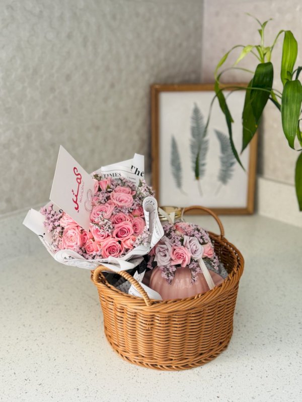 سلة من الطابع الفكتوري مع هدية