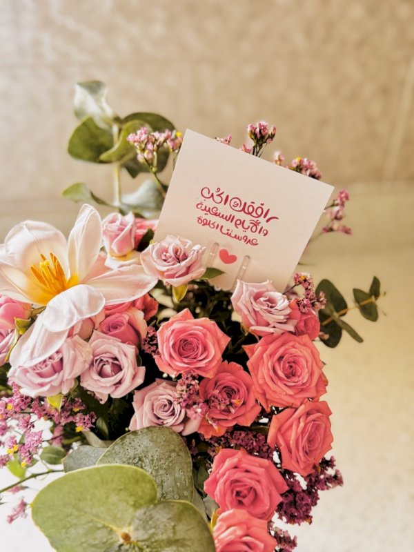 فازة ورد مميزة