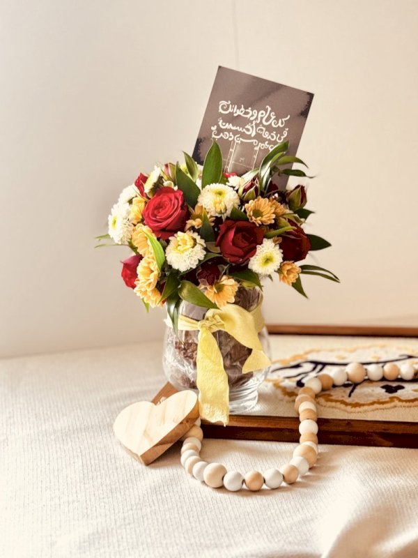 فازة جوكلت مع تنسيق بالورد