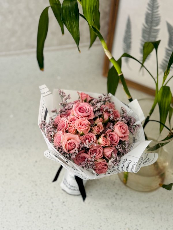 سلة من الطابع الفكتوري مع هدية