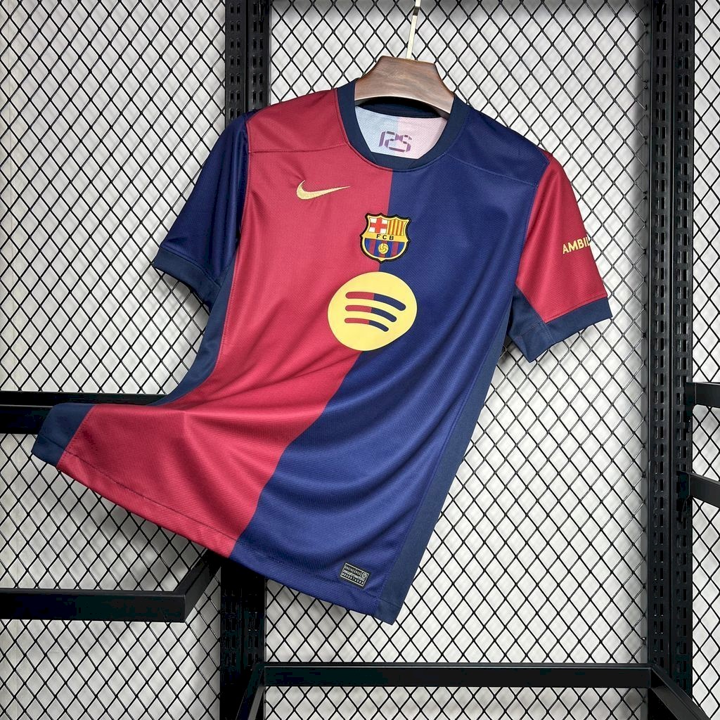 Barcelona Home 24 - 25