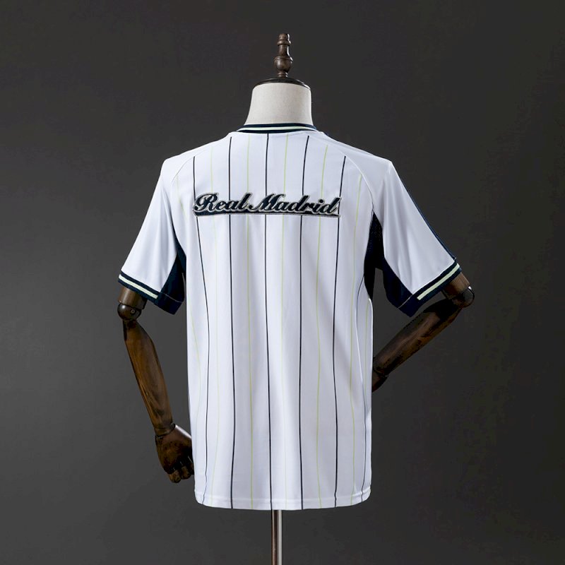 Real Madrid Pre-Match 25 - 26