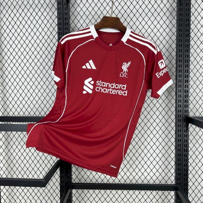 Liverpool Home 25 - 26
