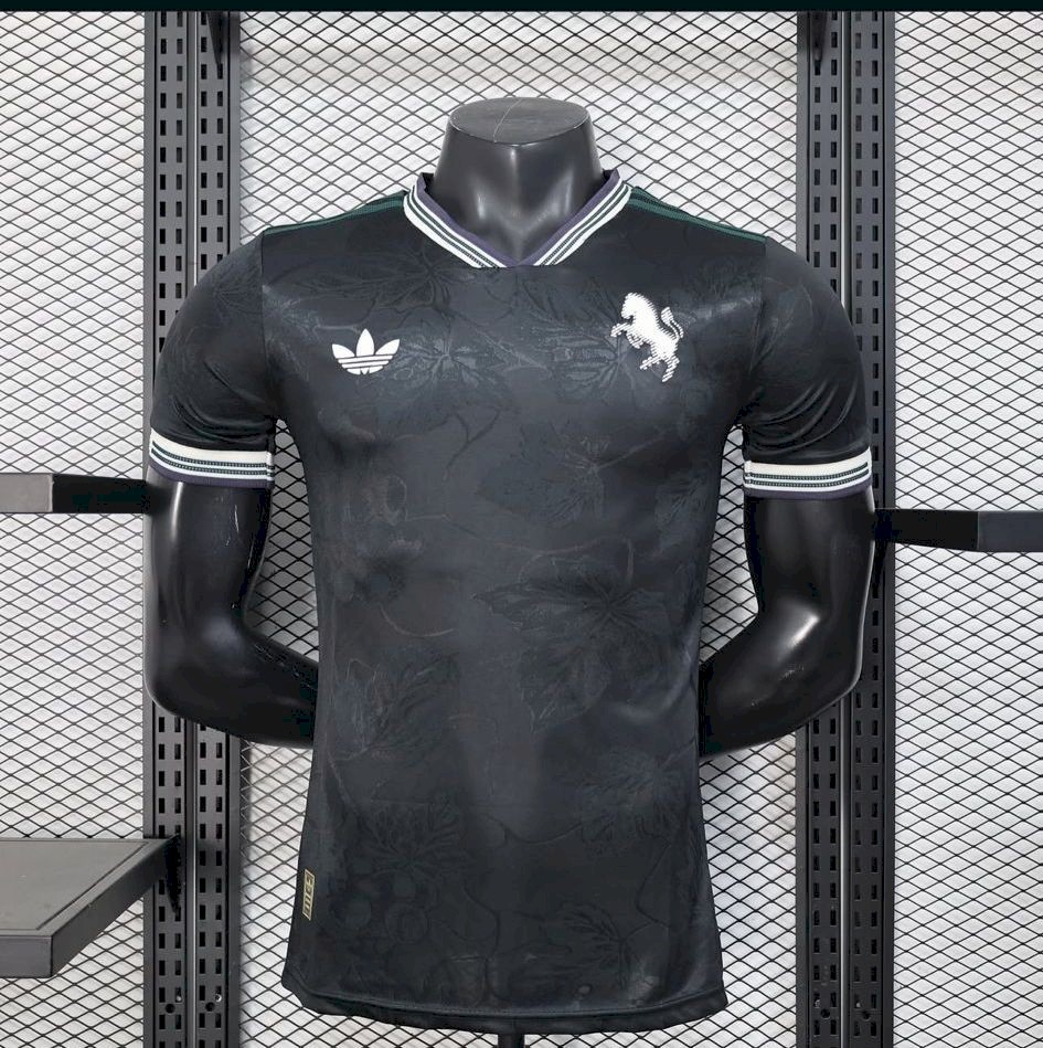 Juventus Third 25 - 26