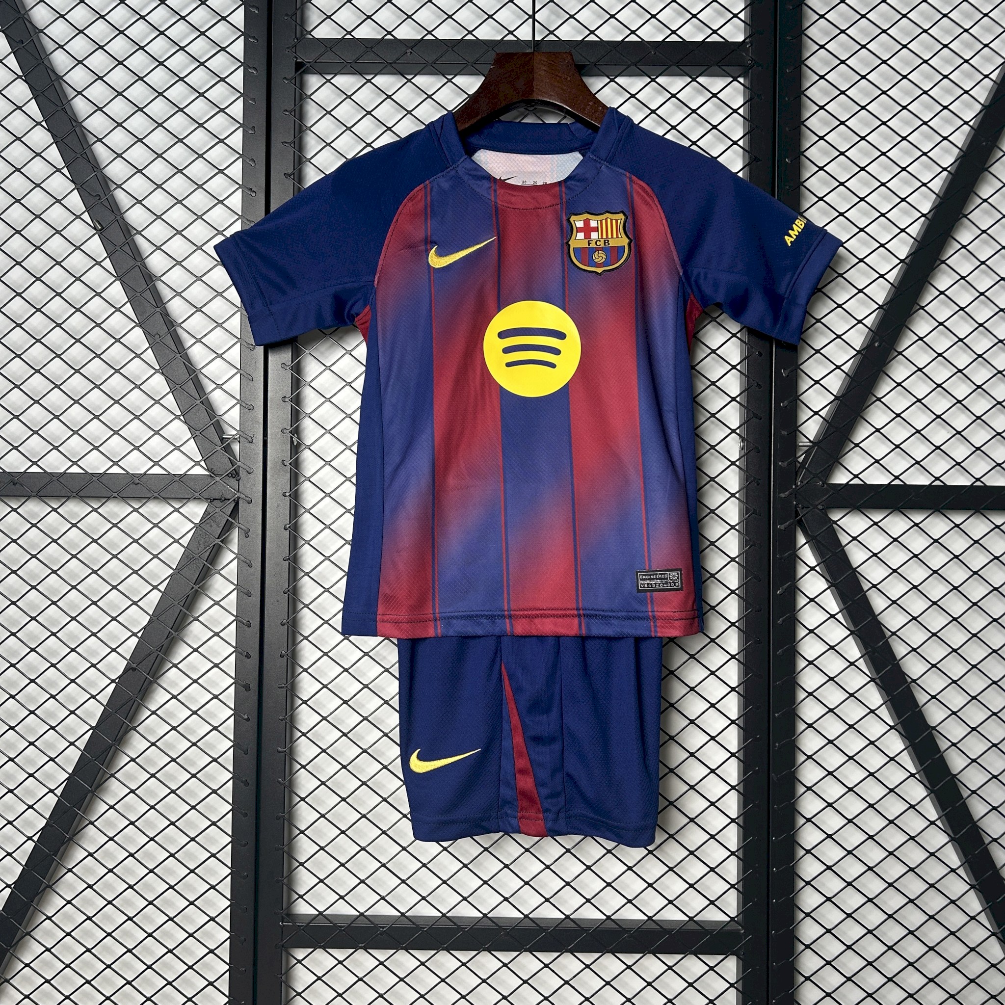 Barcelona Home Lamine Yamal 25 - 26