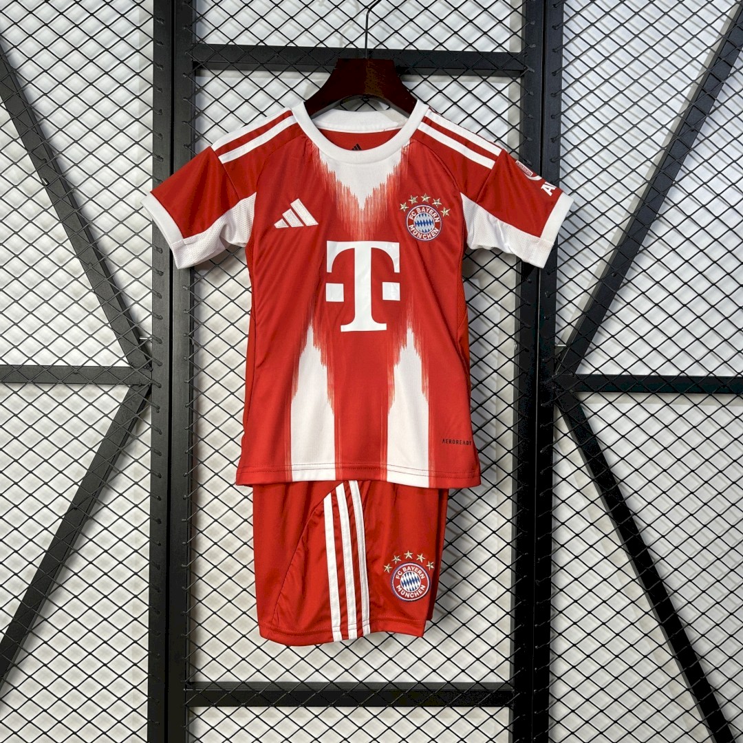Bayern Munich Home 25 - 26