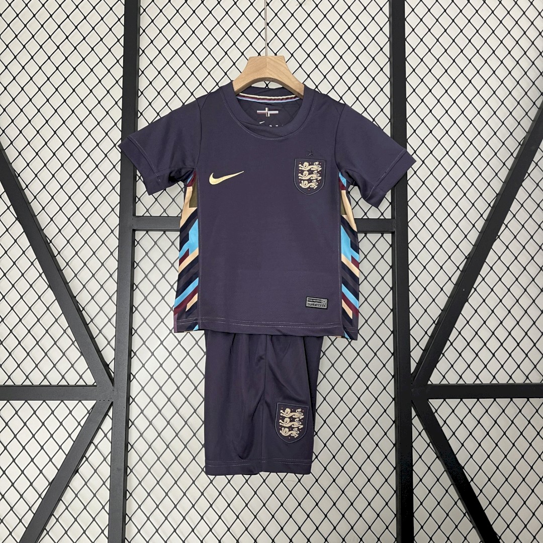 England Away Bellingham 24 - 25