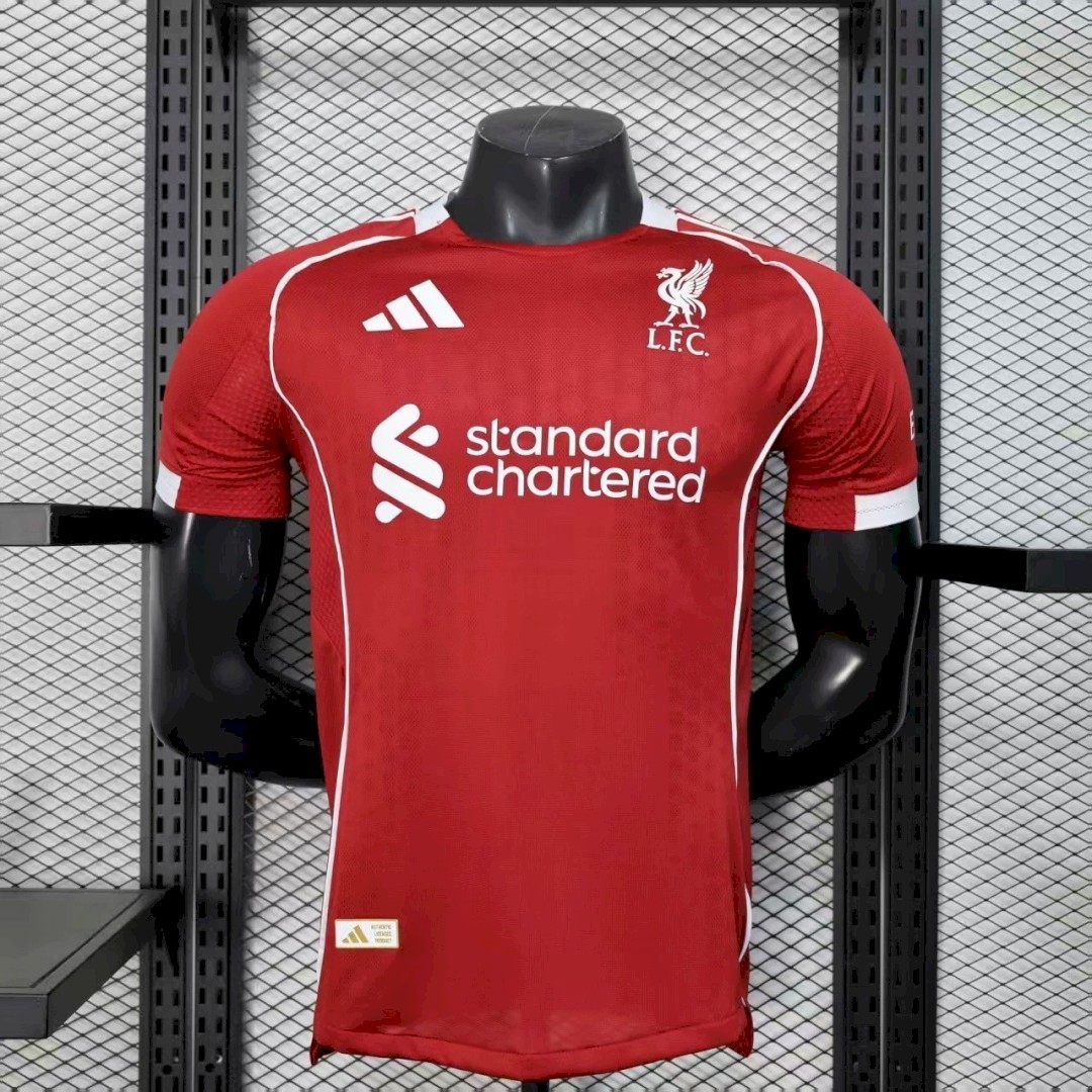 Liverpool Home 25 - 26