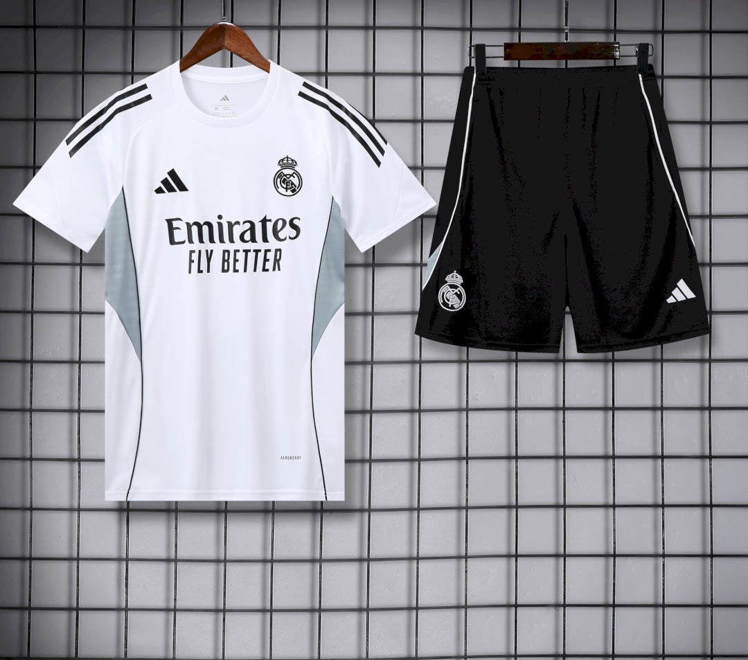 Real Madrid training kit