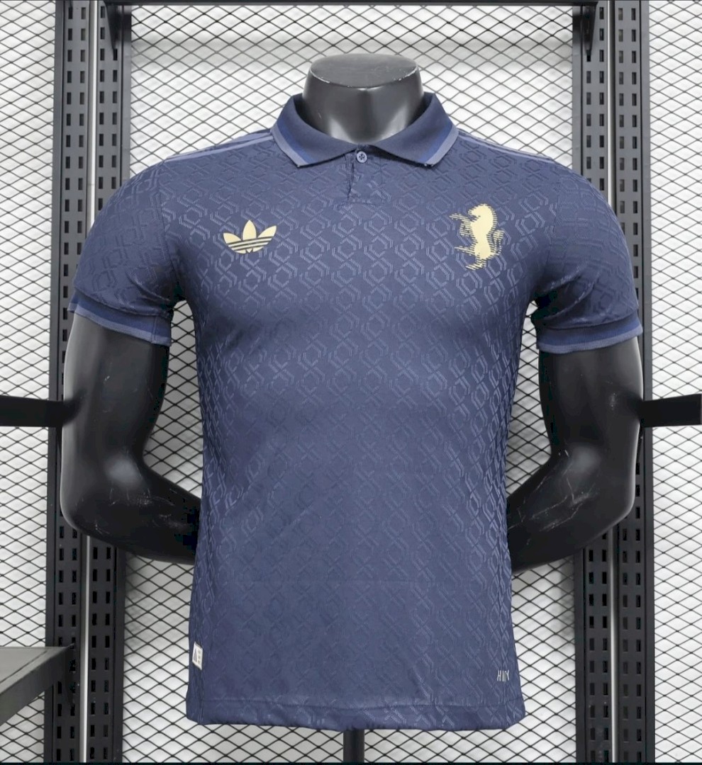 Juventus Third 24 - 25