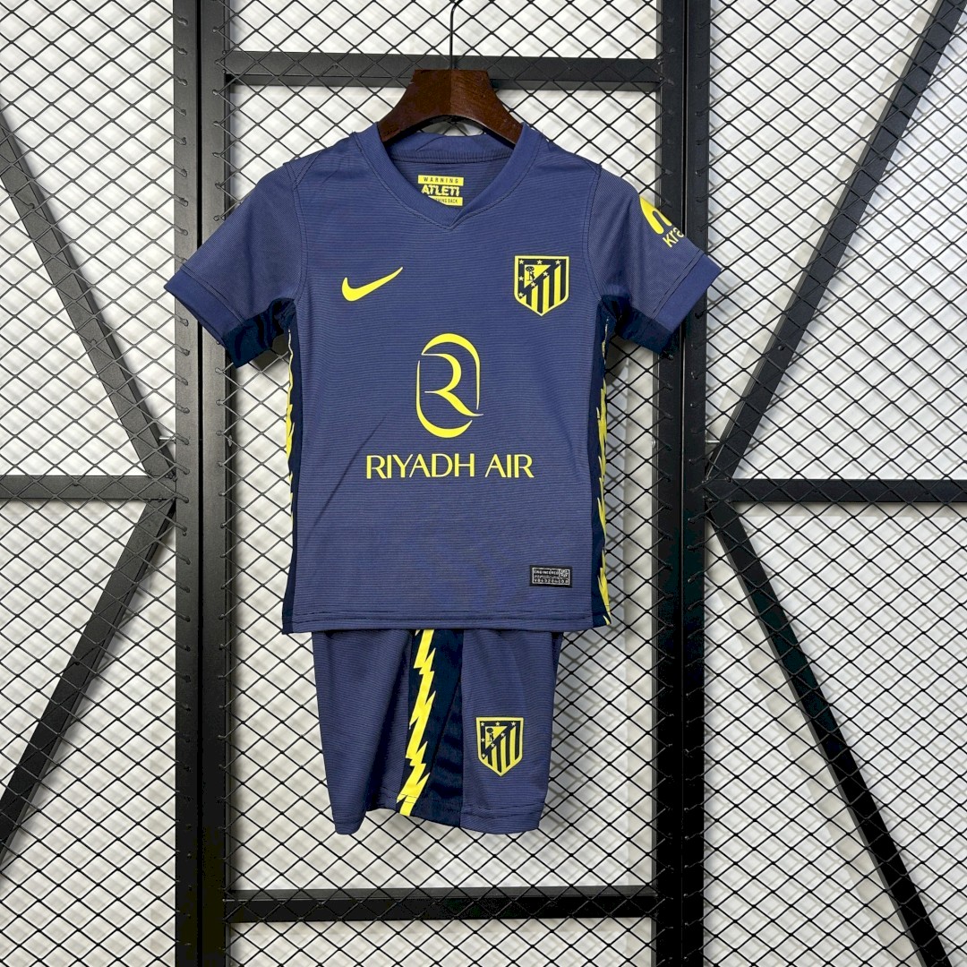 Atlético de Madrid 25 - 26