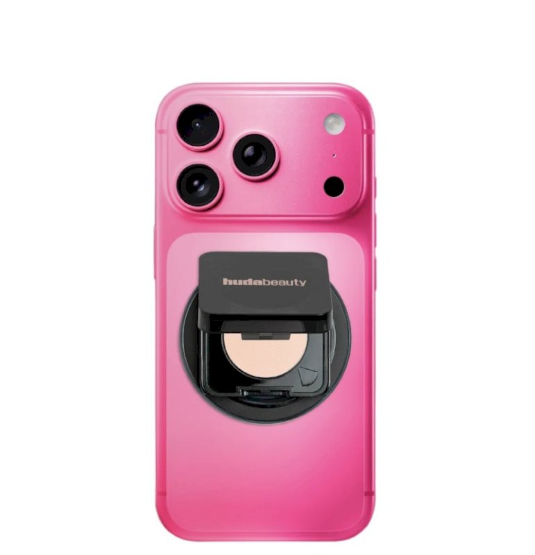 Huda beauty easy bake pressed powder phone grip