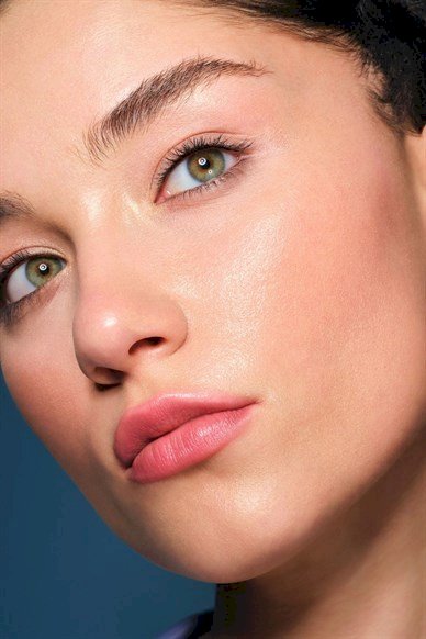 Pastel glassy glow serum