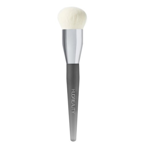Huda beauty base brush