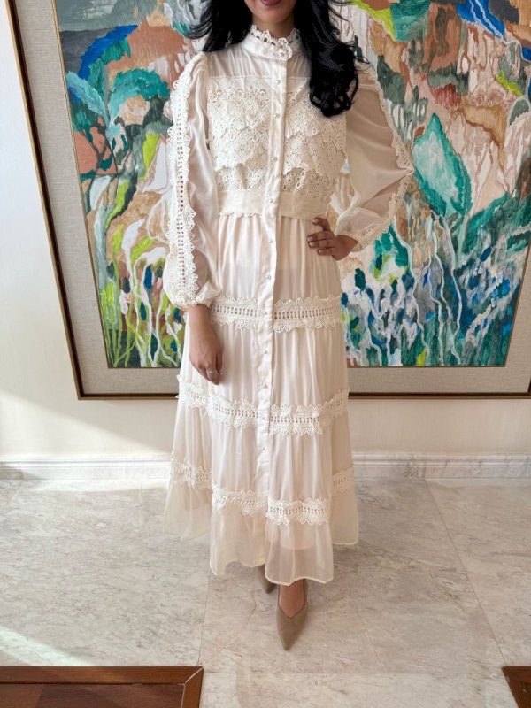Beige lace dress 5 104