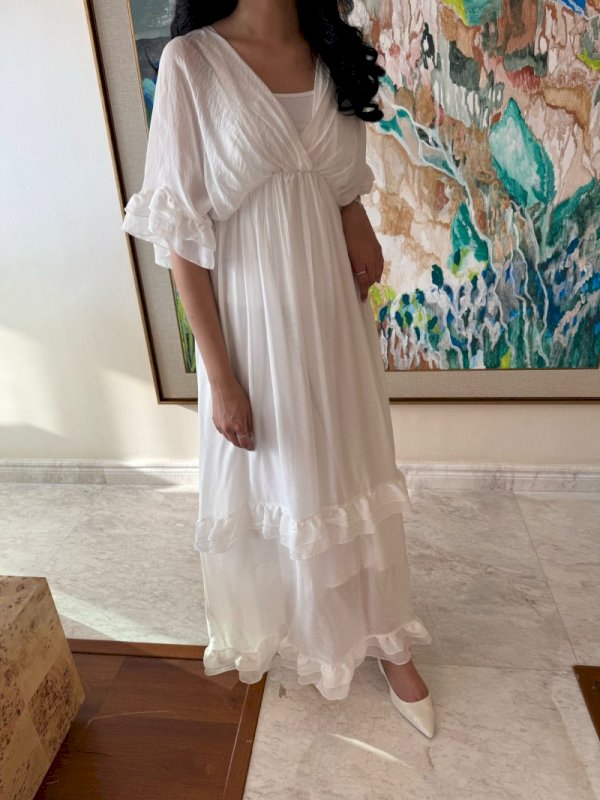 Ruffles beach dress in white 5 106
