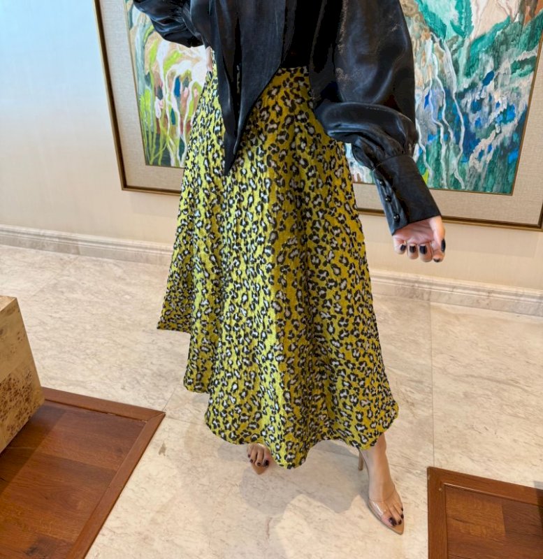 Lime patterned skirt 2 300