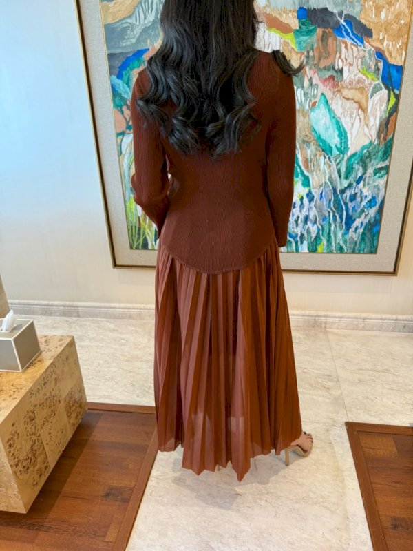 Flower power set in brown 5 128