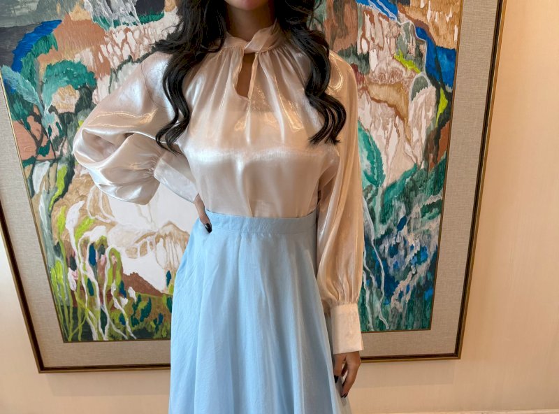 Creamy chiffon knot top 5 135