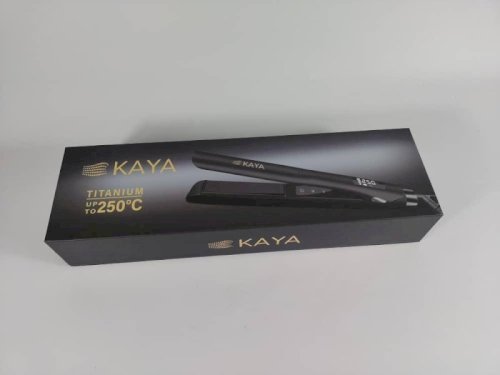 KAYA hair straightener and curler